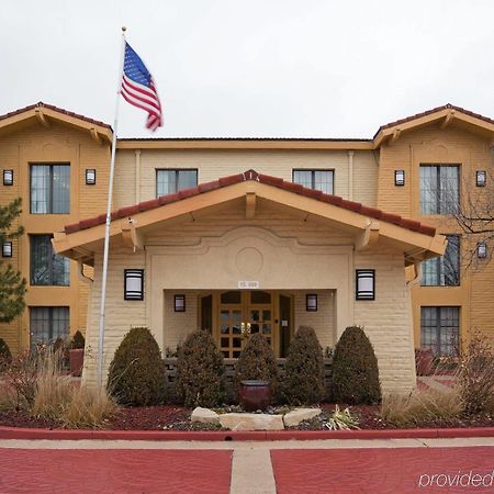 La Quinta Inn Chicago Oakbrook Terrace Eksteriør bilde