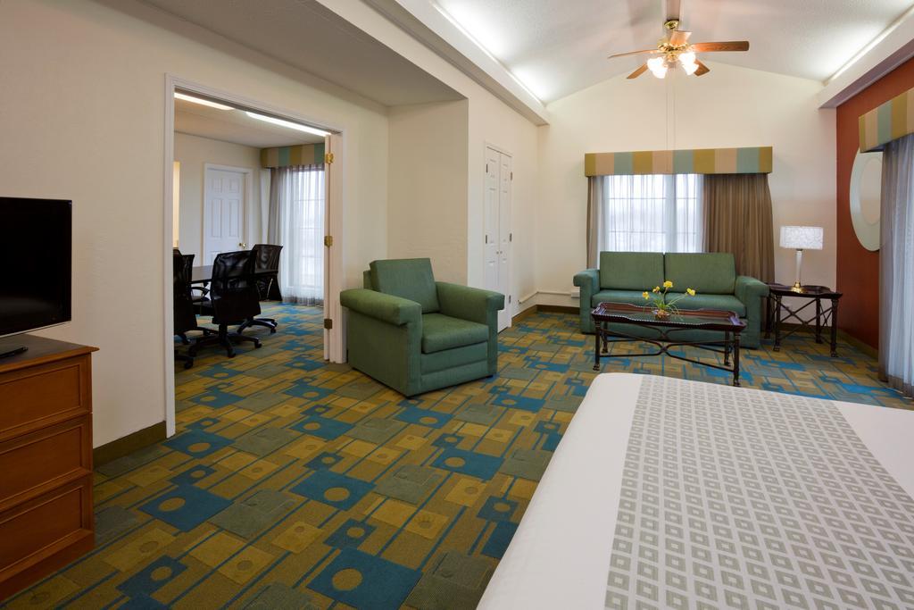La Quinta Inn Chicago Oakbrook Terrace Eksteriør bilde